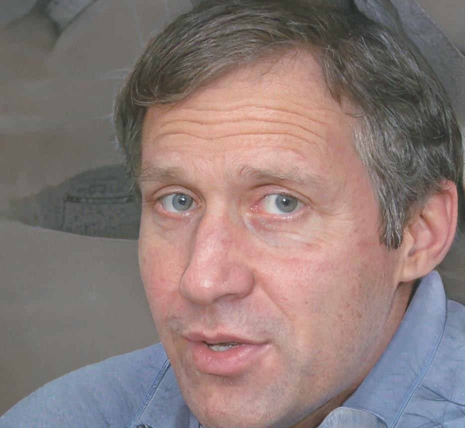 Lachlan Burridge, financial scenario modeling instructor